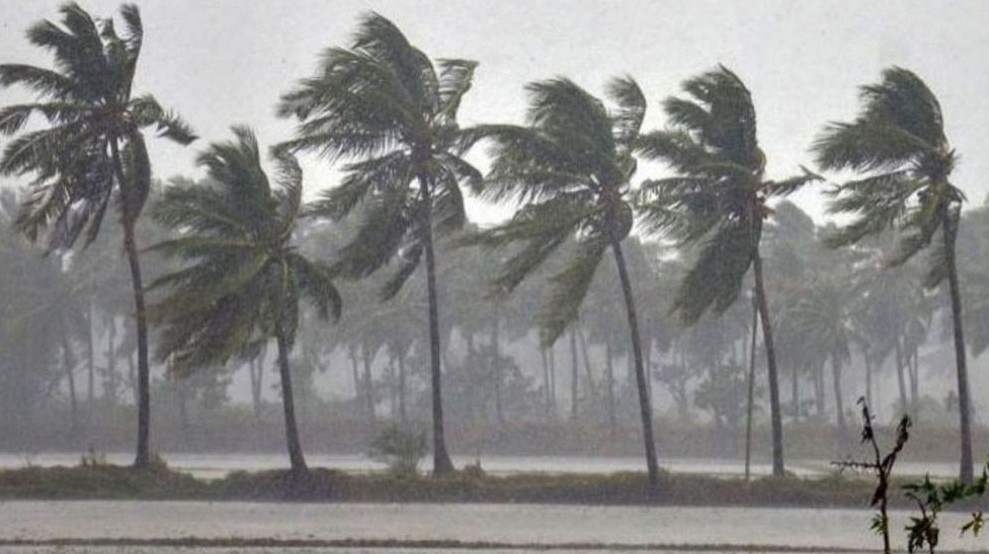 বগুড়াসহ যেসব অঞ্চলে দুপুরের মধ্যে হতে পারে ঝড় ও বজ্রবৃষ্টি